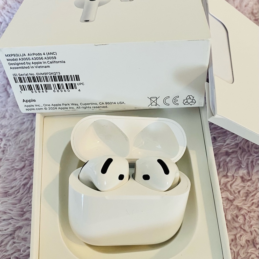 Apple Air Pods 4 with active noise cancellation.